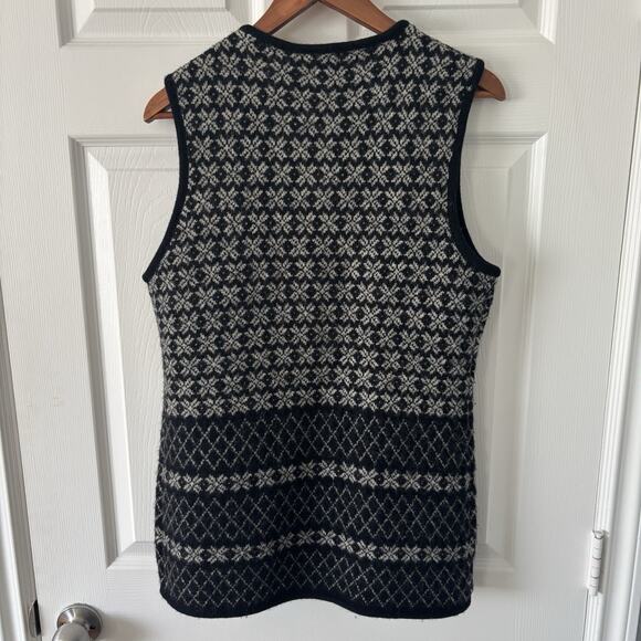 Vintage GAP Sweater Vest Womens M 90's Preppy Wool Silver Buttons Grandmacore - Picture 3 of 4